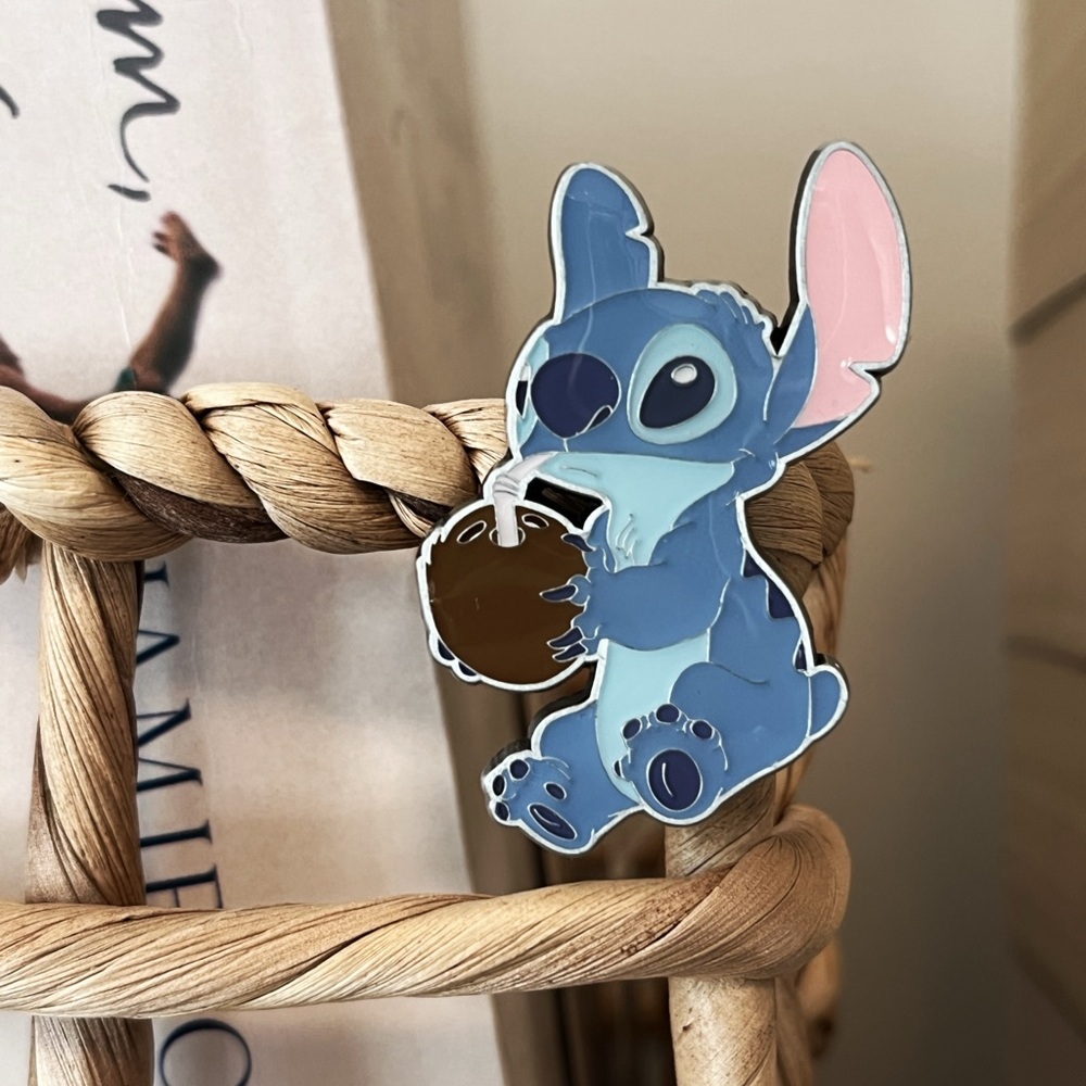 Stitch Loungefly Enamel Pin.